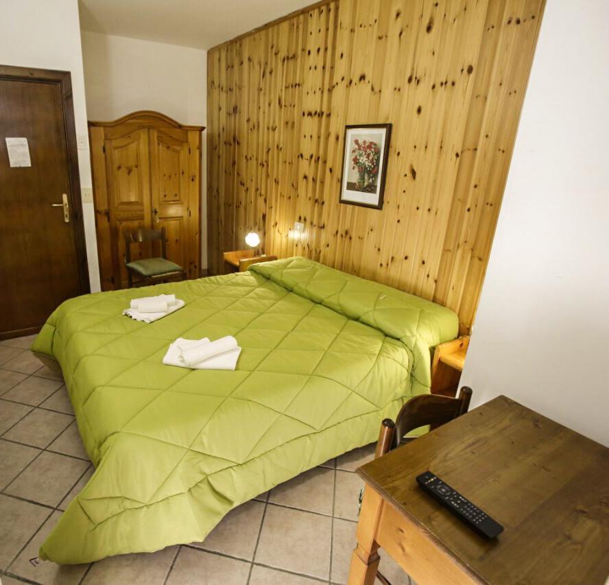 Hotel Valle Del Lupo Пескассероли Экстерьер фото